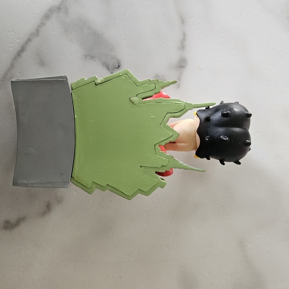 Betty Boop -American Greetings-Heirloom Ornament Collection with Sound - Picture 6 of 7